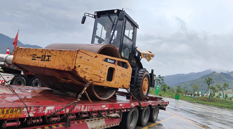 壓路機運輸  壓路機運輸