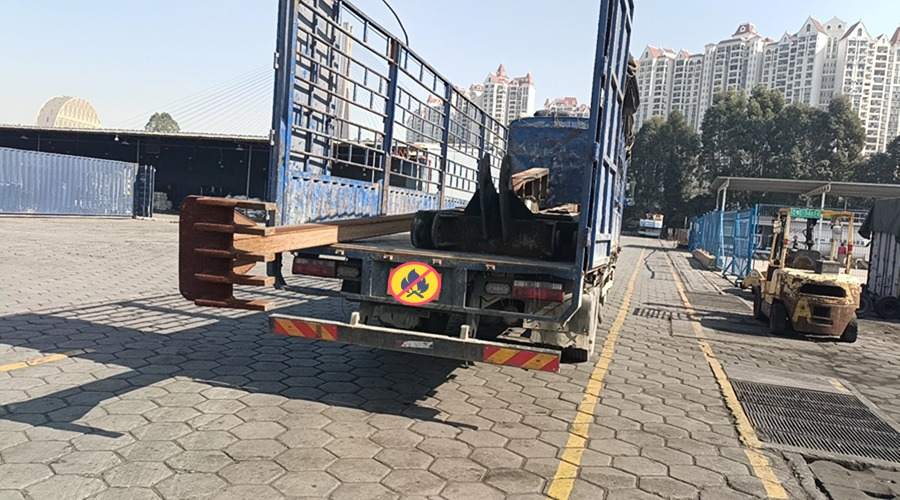 塔吊整車運輸 塔吊整車運輸