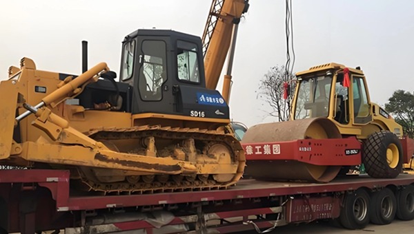 沖擊壓路機運輸 沖擊壓路機運輸