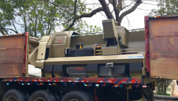 機床運輸.jpg 機床運輸.jpg